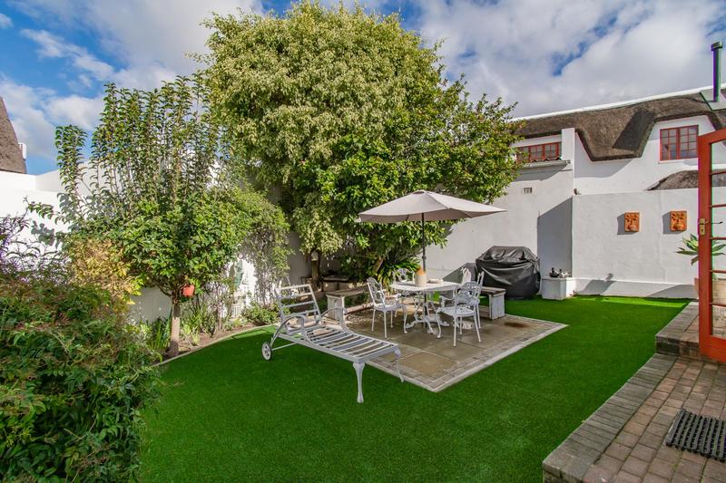 3 Bedroom Property for Sale in Vergesig Western Cape